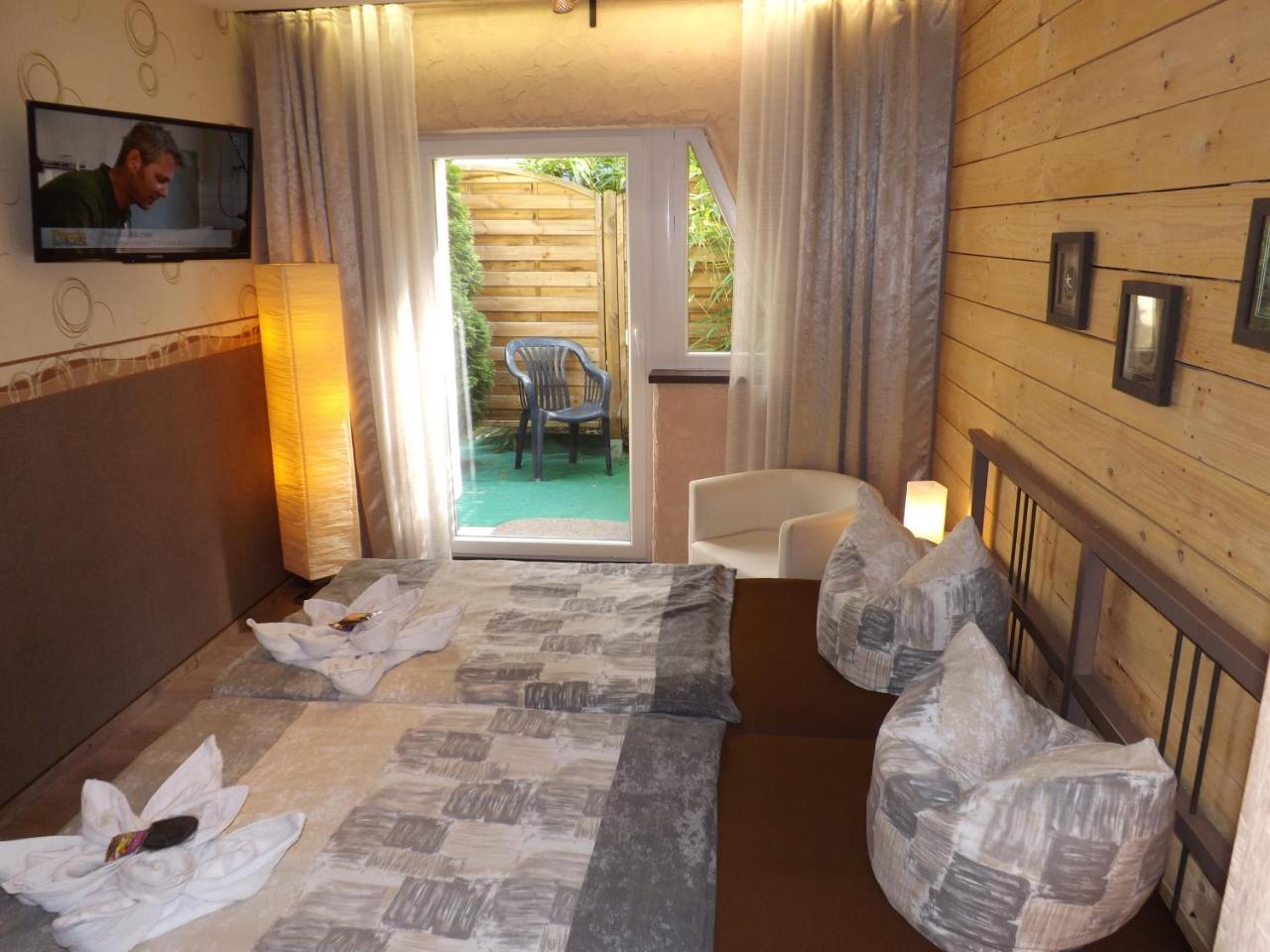 Haus Oberkassel Hotel บอนน์ ภายนอก รูปภาพ